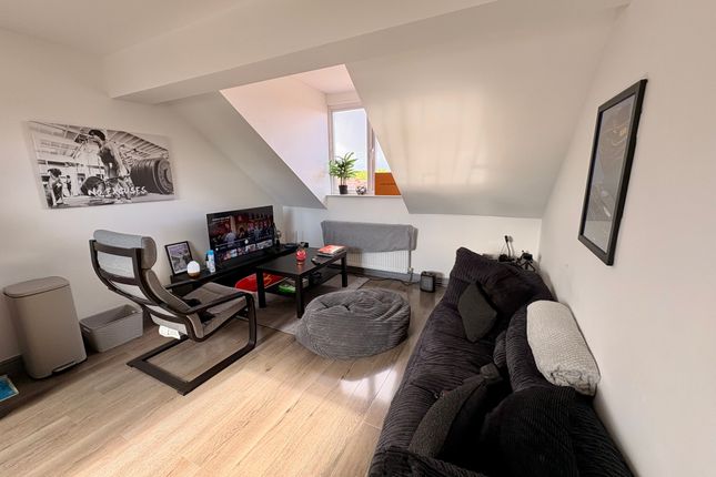 Flat 7A, Manchester photo 4