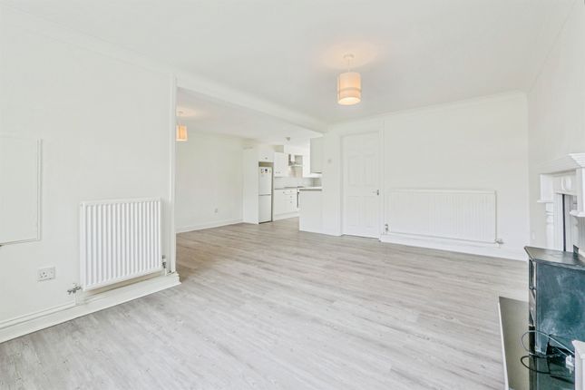 189, Chapel Wood, Cardiff photo 4