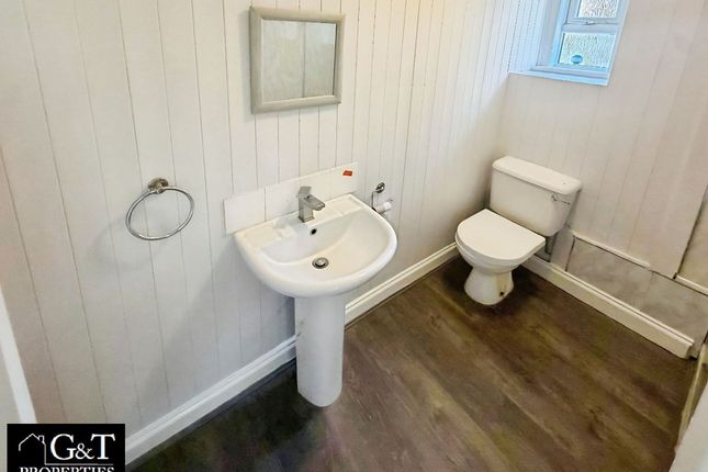 95 Tiled House Lane, Brierley Hill photo 4