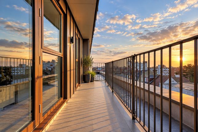 London Road, Westcliff-on-Sea photo 2