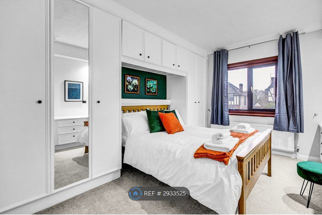 A Knoll Rise, Orpington photo 4