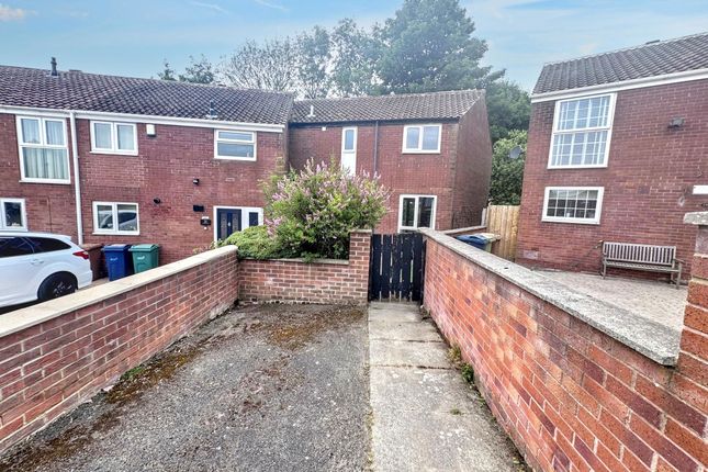 3-bed house on 30, Raby Road, Washington, £100,000