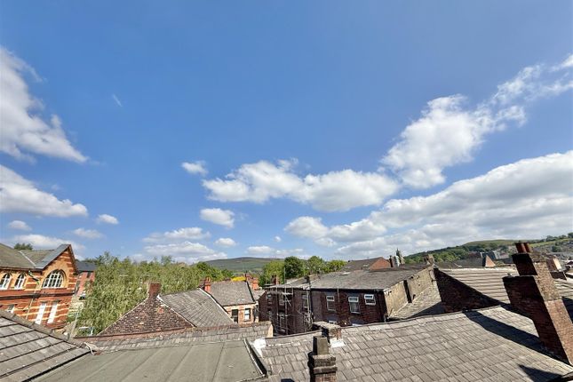 Apt 25, Regency Court, 7 Waterloo Road, Stalybridge photo 4