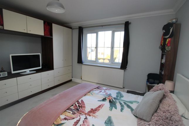 2 Whitbourne Court, Essex Street, Whitstable photo 4