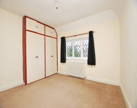 Detached house to rent in Friars Walk, Dunstable