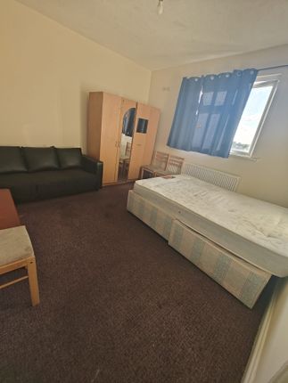 34B, South Road, Southall photo 3