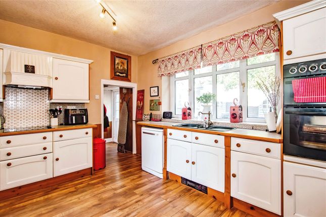 6, Brigstocke Terrace, Carmarthenshire photo 3