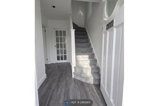 Boycroft Avenue, Kingsbury, London photo 2