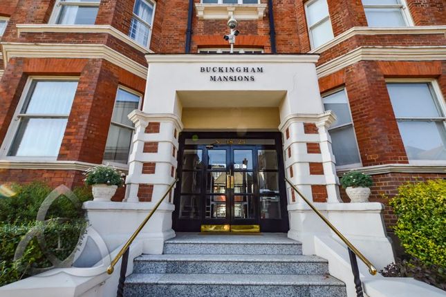Flat for sale in Buckingham Mansions, West End Lane