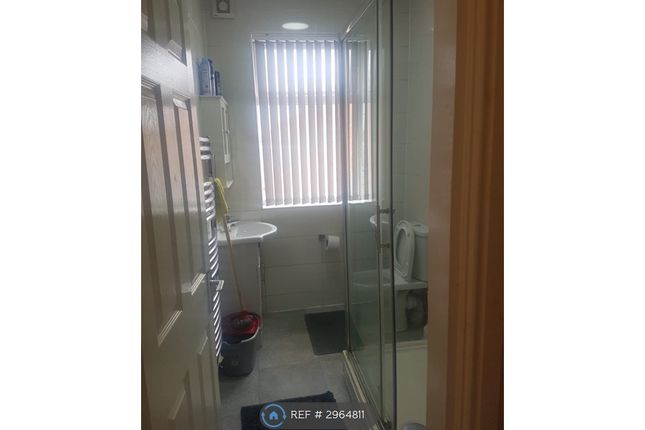 Flat, B Cambridge Street, Leicester photo 5