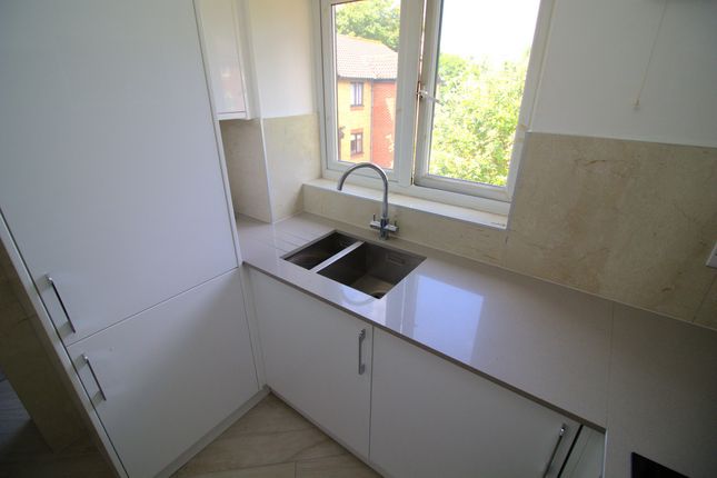 Flat Flat 8, Wroxall Court, Linnet Way, Essex photo 4
