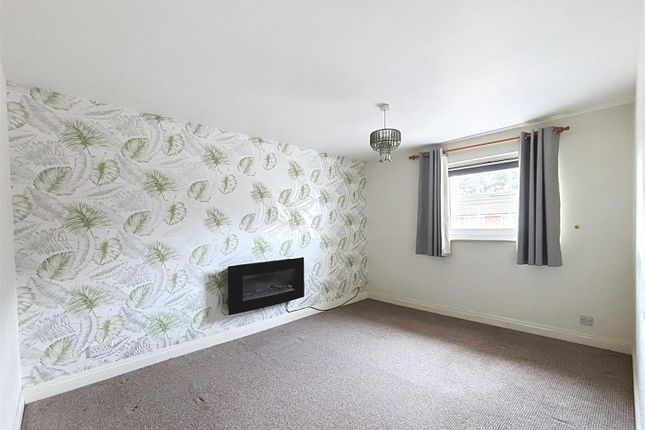 13, Station Court, Hornsea photo 4