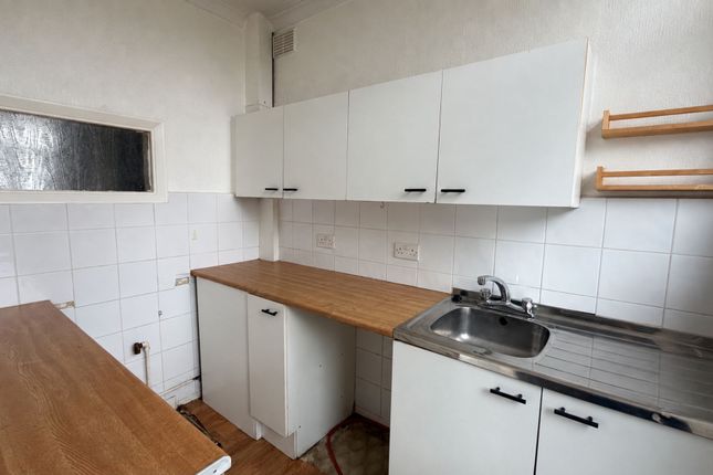 6 Glenmore Street, Southend-On-Sea photo 4