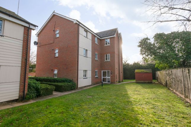 18, Dextor Close, Kent photo 4