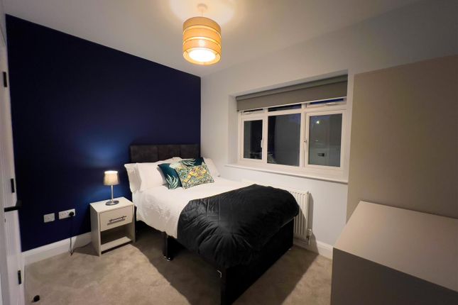 Bed 3.Jpg