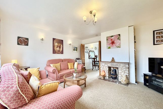 12, Wilberforce Road, Brighstone photo 3