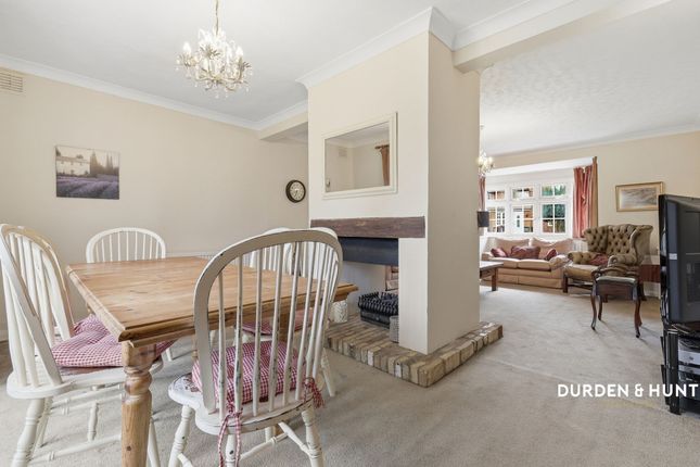 8 St. James Avenue, Ongar photo 4
