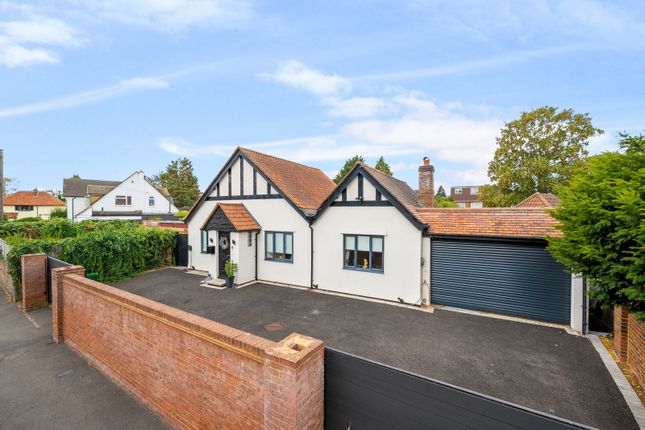 4-bed house on 12, Church Road, Byfleet, £895,000