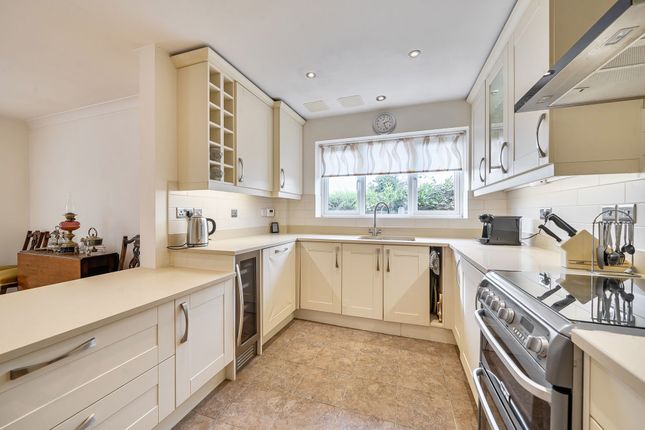 3 Mount View Close, Winchester photo 4