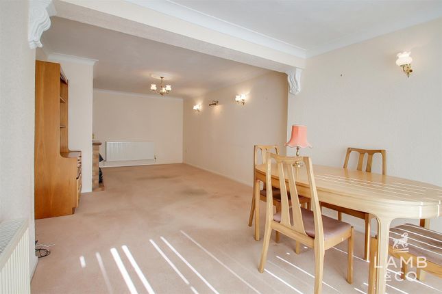 15, Broadstrood St. Osyth, Clacton-On-Sea photo 4