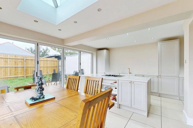 93, Tyn y Parc Road, Cardiff photo 3