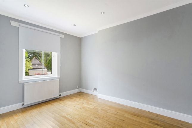 1, Smithstone Crescent, Kilsyth photo 4