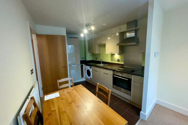 3 2 Langley Walk, Park Central, Birmingham photo 2