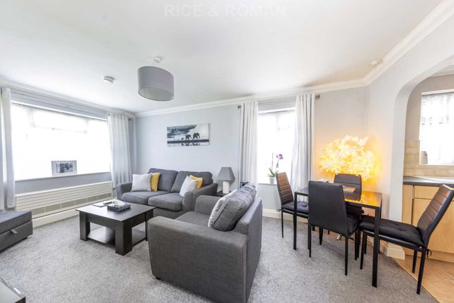 46 The Firs, Firs Close, Esher photo 4