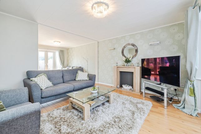 24, Hazel Grove, Welton photo 4