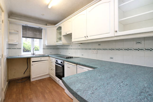 108, Hallowell Down, Chelmsford photo 5