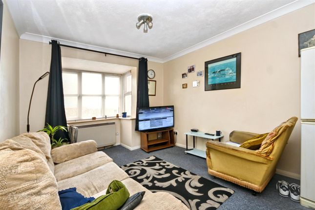 75a, Snowdon Close, Eastbourne photo 2