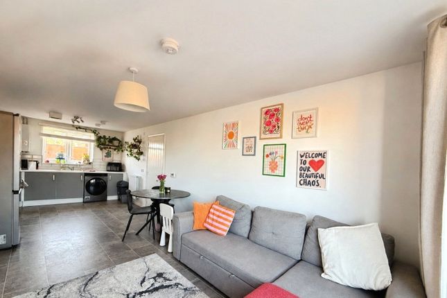 Flat 7, 8, Cyprus Road, Camberley photo 4