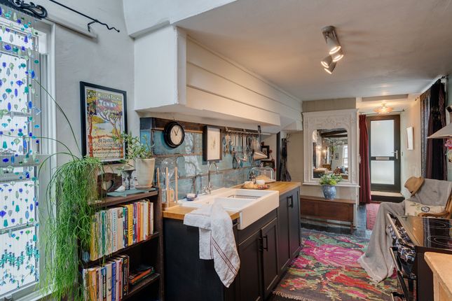11 Browns Hill, Dartmouth, Kitchen Area
