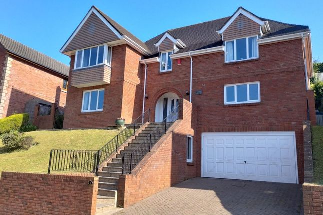 Thumbnail Detached house for sale in Stoneleigh Drive, Torquay