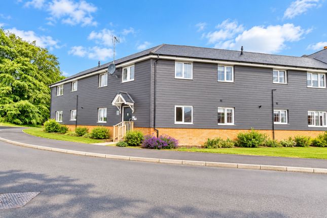 12 Nursery Rise, Pulborough photo 4