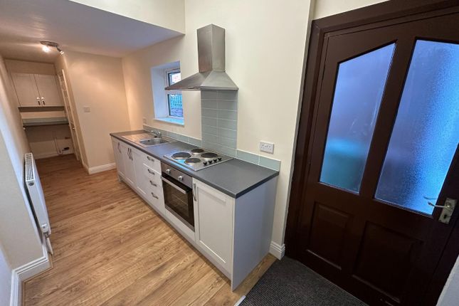 47, Lower Oxford Street, Castleford photo 4