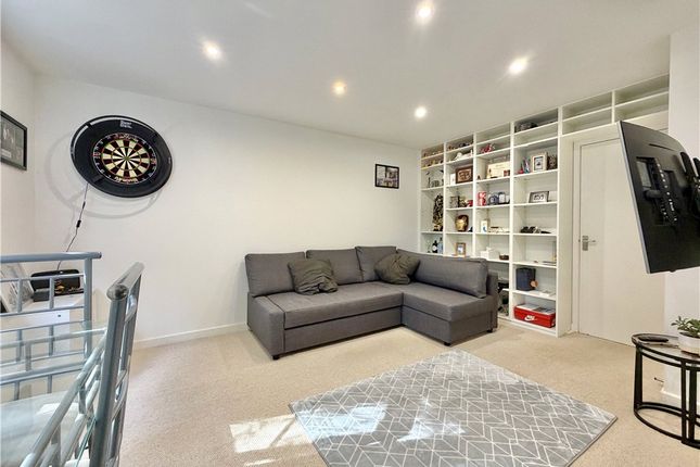69, Brunel Road, Southampton photo 4