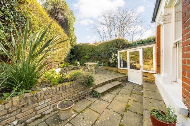 35, Cressida Road, London photo 4