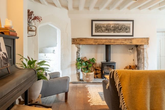 Downcross Barn, Castle Street, Llantwit Major photo 4
