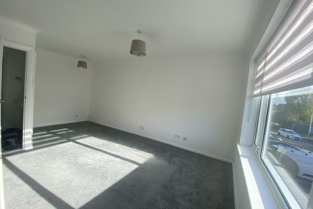 67, Scott Avenue, Gillingham photo 2
