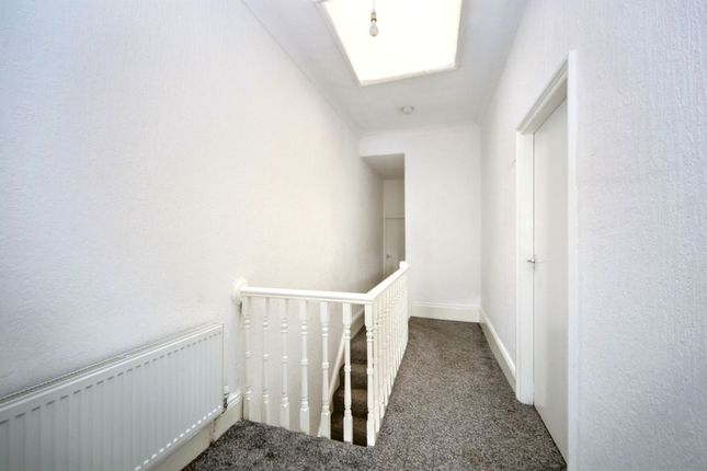 Flat 2, 78, Park Road, Wigan photo 3
