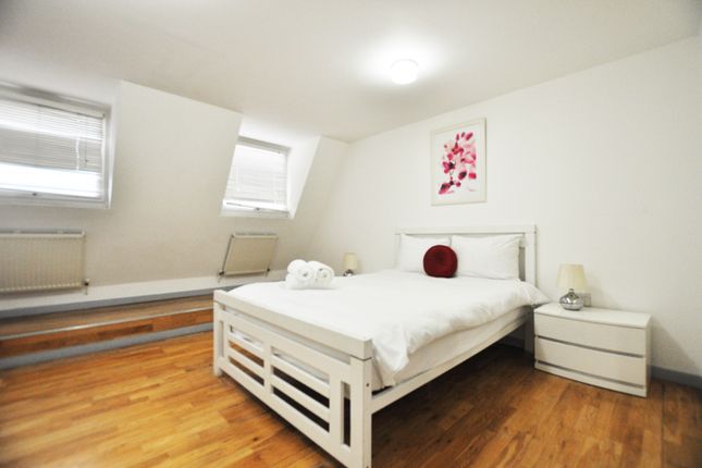 Thumbnail Flat to rent in Voss Street, London