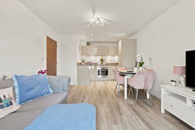 106 Colliford Road, Grays photo 4