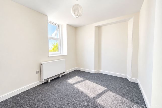 Flat 3, 10-14 Lower Polsham Road, Paignton photo 2