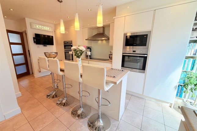 13, Durham Drive, Ashton-Under-Lyne photo 3