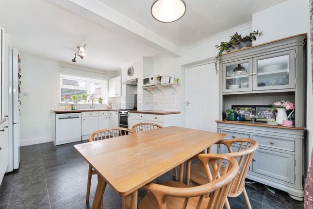 13, Cromwell Road, Ely photo 4
