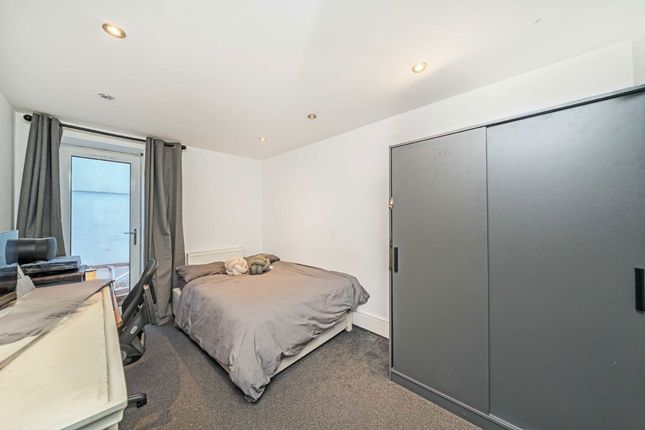 Ground Floor Flat, 111, Railton Road, London photo 5