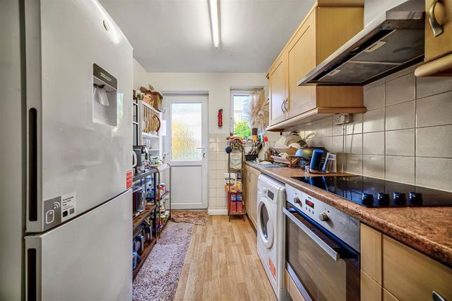84, Fulwell Road, Teddington photo 2