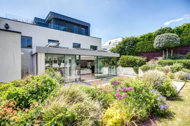 19, Roedean Way, East Sussex photo 3