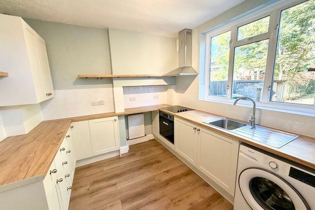 39, Imperial Close, Harrow photo 3
